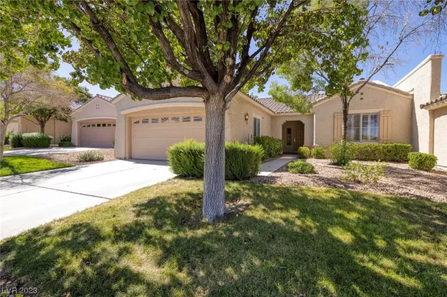 MLS: 2529202 Condo For Sale