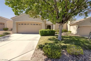 Photo #1: 2529202 Listing 