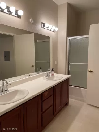 Photo #3: 2529217 Listing 