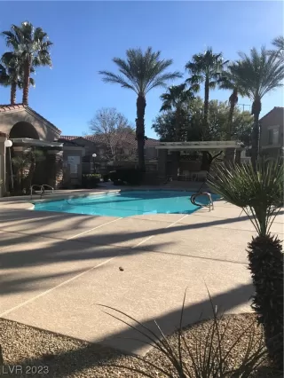 Photo #6: 2529217 Listing 