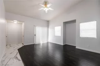 Photo #5: 2529244 Listing