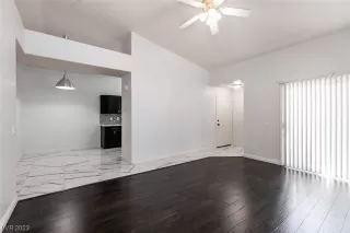 Photo #6: 2529244 Listing