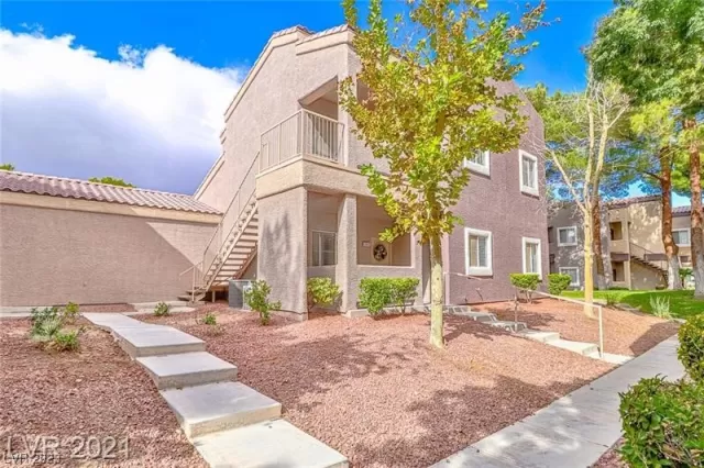 MLS: 2529257 Condo For Sale