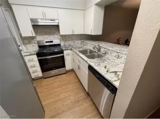 Photo #3: 2529264 Listing 