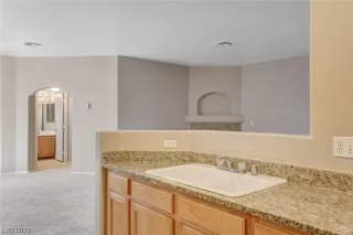 Photo #4: 2529268 Listing 