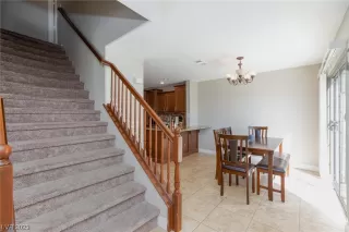 Photo #4: 2529298 Listing