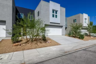 Photo #1: 2529374 Listing 