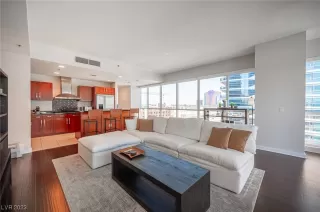 Photo #1: 2529378 Listing