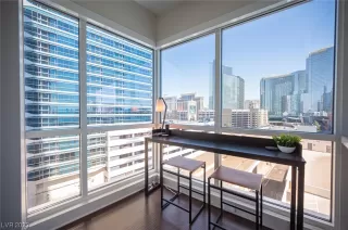 Photo #5: 2529378 Listing