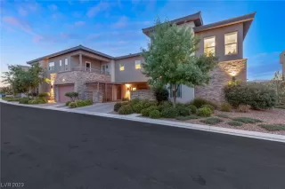 Photo #1: 2529434 Listing