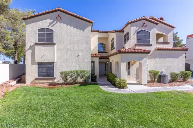 MLS: 2529457 Condo For Sale