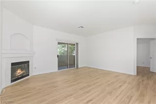 Photo #2: 2529457 Listing 