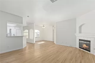 Photo #4: 2529457 Listing 