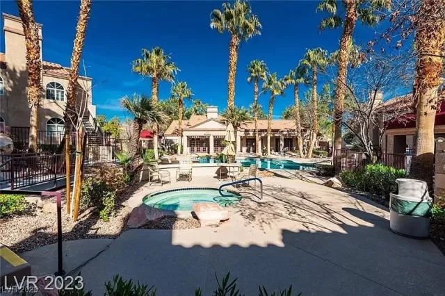 MLS: 2529459 Condo For Sale