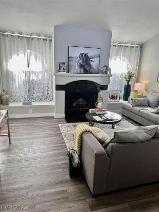 Photo #5: 2529459 Listing 