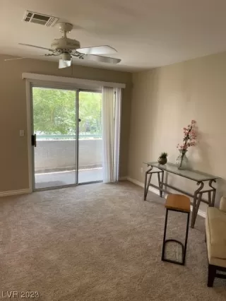 Photo #2: 2529461 Listing