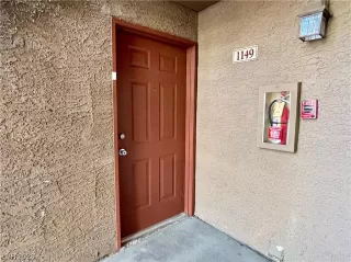 Photo #1: 2529463 Listing 