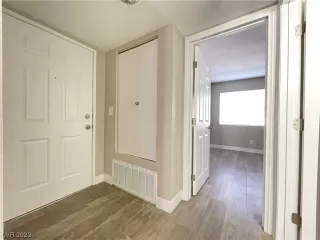 Photo #2: 2529463 Listing 