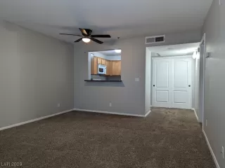 Photo #6: 2529484 Listing 