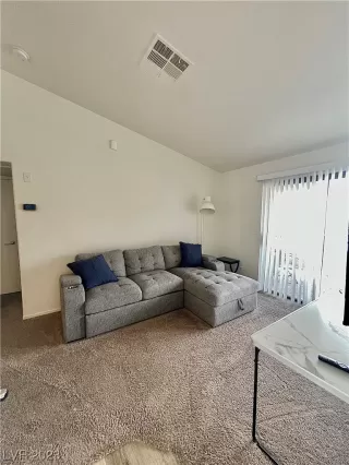 Photo #3: 2529536 Listing 