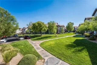 Photo #2: 2529565 Listing