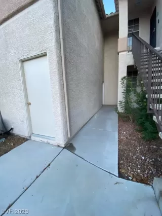 Photo #2: 2529568 Listing