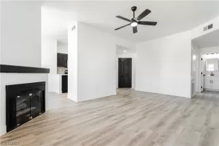 Photo #1: 2529577 Listing