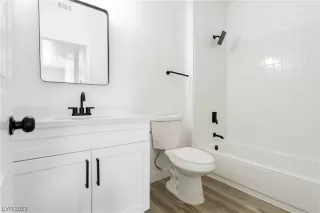 Photo #3: 2529577 Listing