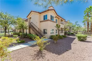 Photo #4: 2529577 Listing