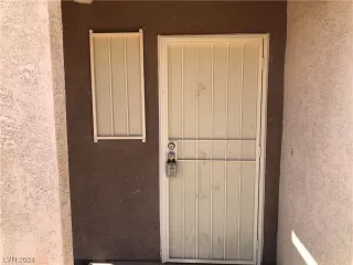 Photo #5: 2529607 Listing 