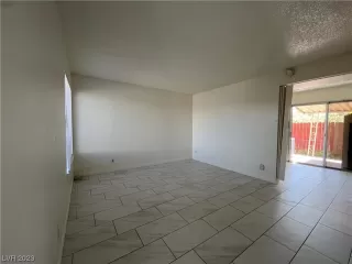 Photo #3: 2529616 Listing 