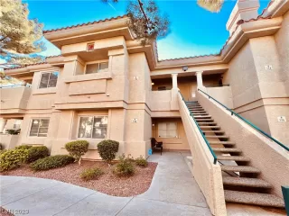 Photo #1: 2529618 Listing 