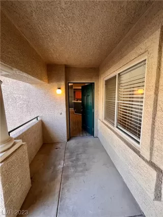 Photo #3: 2529618 Listing 