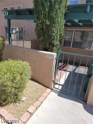 Photo #2: 2529627 Listing 