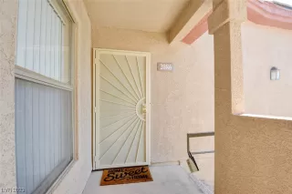 Photo #2: 2529631 Listing