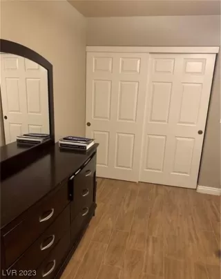 Photo #5: 2529642 Listing