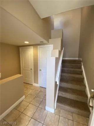 Photo #2: 2529677 Listing