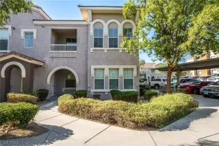 Photo #1: 2529687 Listing