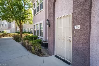 Photo #5: 2529687 Listing