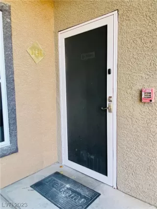 Photo #1: 2529698 Listing 