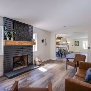 Photo #3: 2529699 Listing