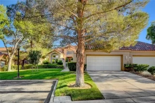 Photo #1: 2529719 Listing