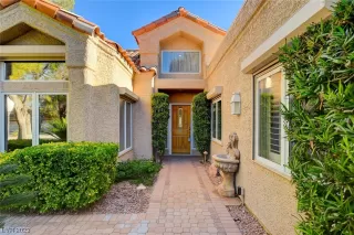 Photo #2: 2529719 Listing