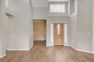 Photo #6: 2529719 Listing