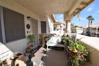 Photo #2: 2529742 Listing