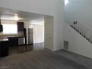 Photo #3: 2529754 Listing 