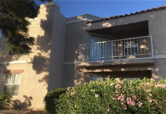 MLS: 2529757 Condo For Sale