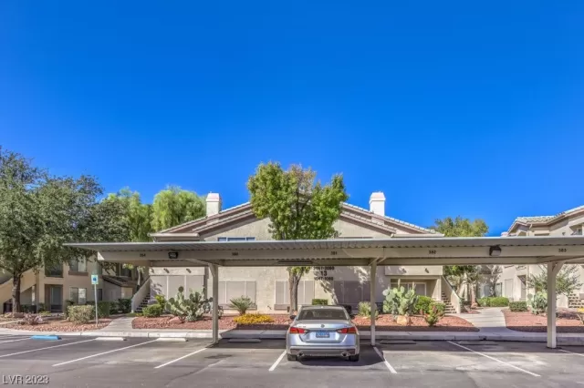 MLS: 2529799 Condo For Sale