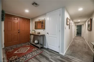 Photo #5: 2529800 Listing 