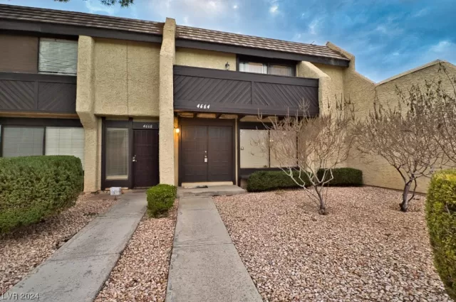 MLS: 2529802 Condo For Sale